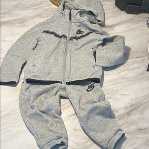 Nike Gray Tech Fleece Tracksuit for Kids